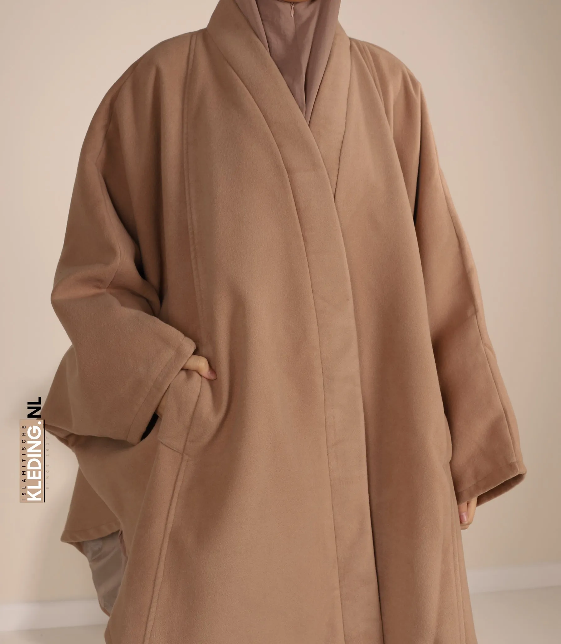 Cape Niya - Nude Brown
