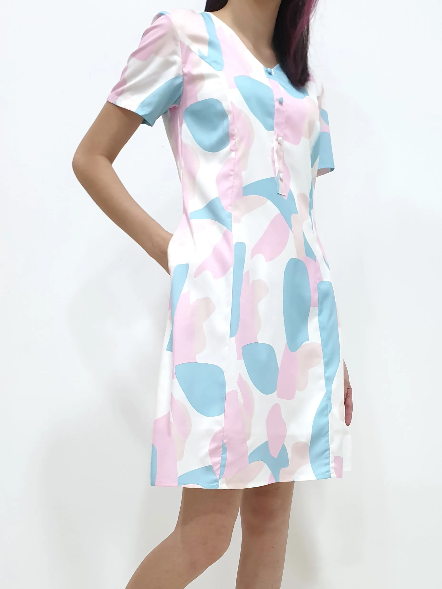 Colourblock Sleeved Dress (Non-returnable)