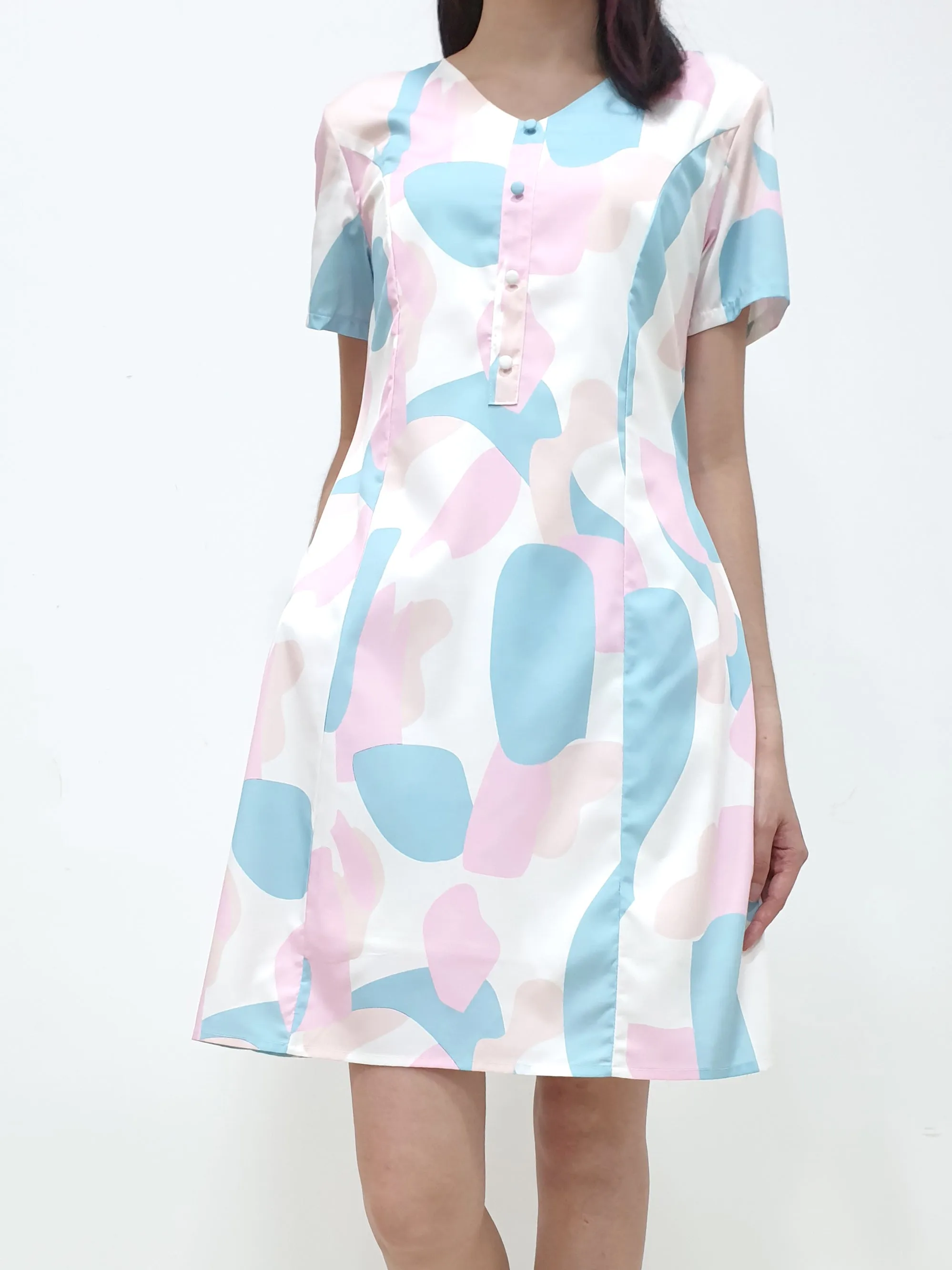 Colourblock Sleeved Dress (Non-returnable)