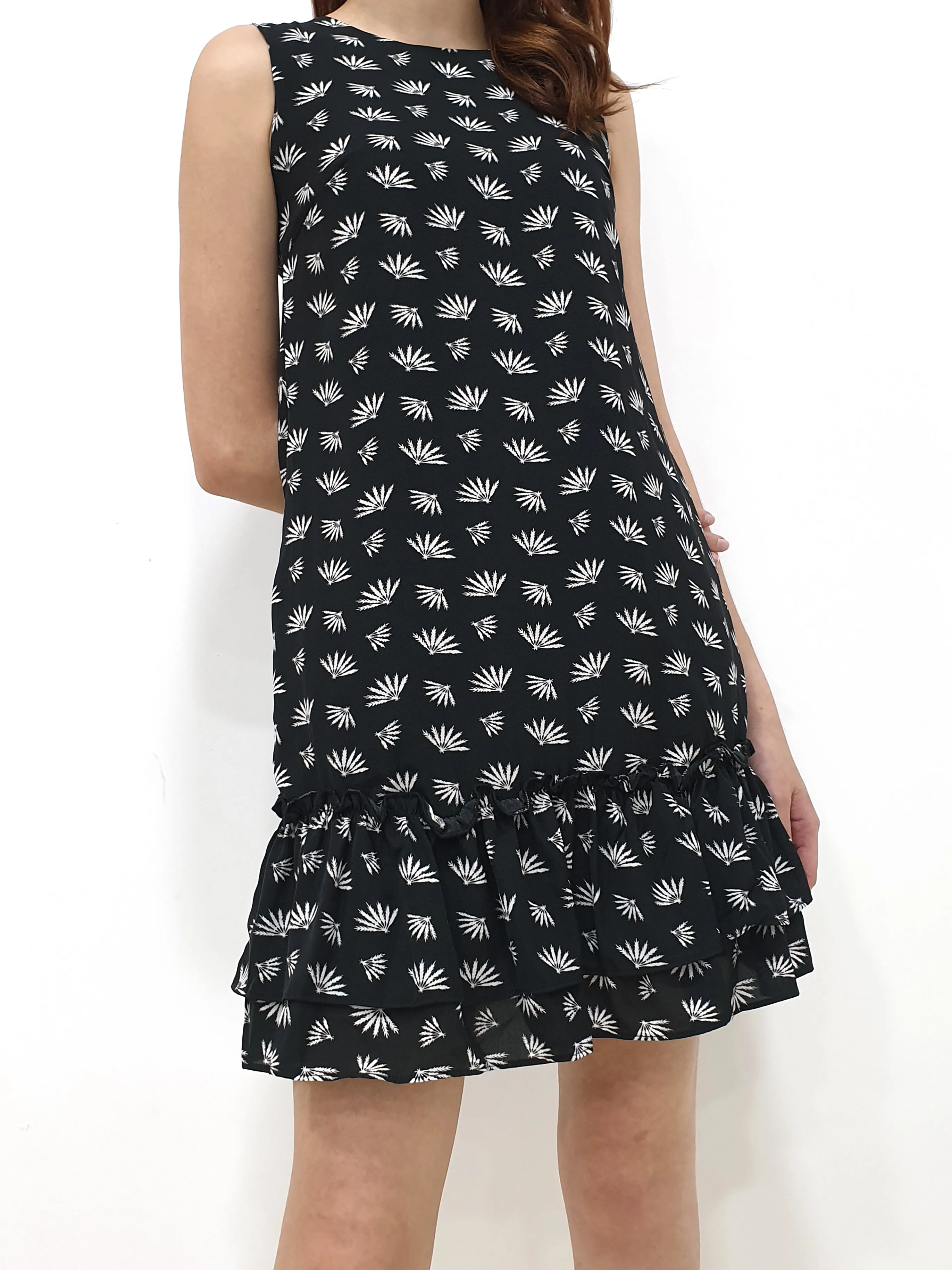 Fans Print Ruffles Dress - Black (Non-returnable)