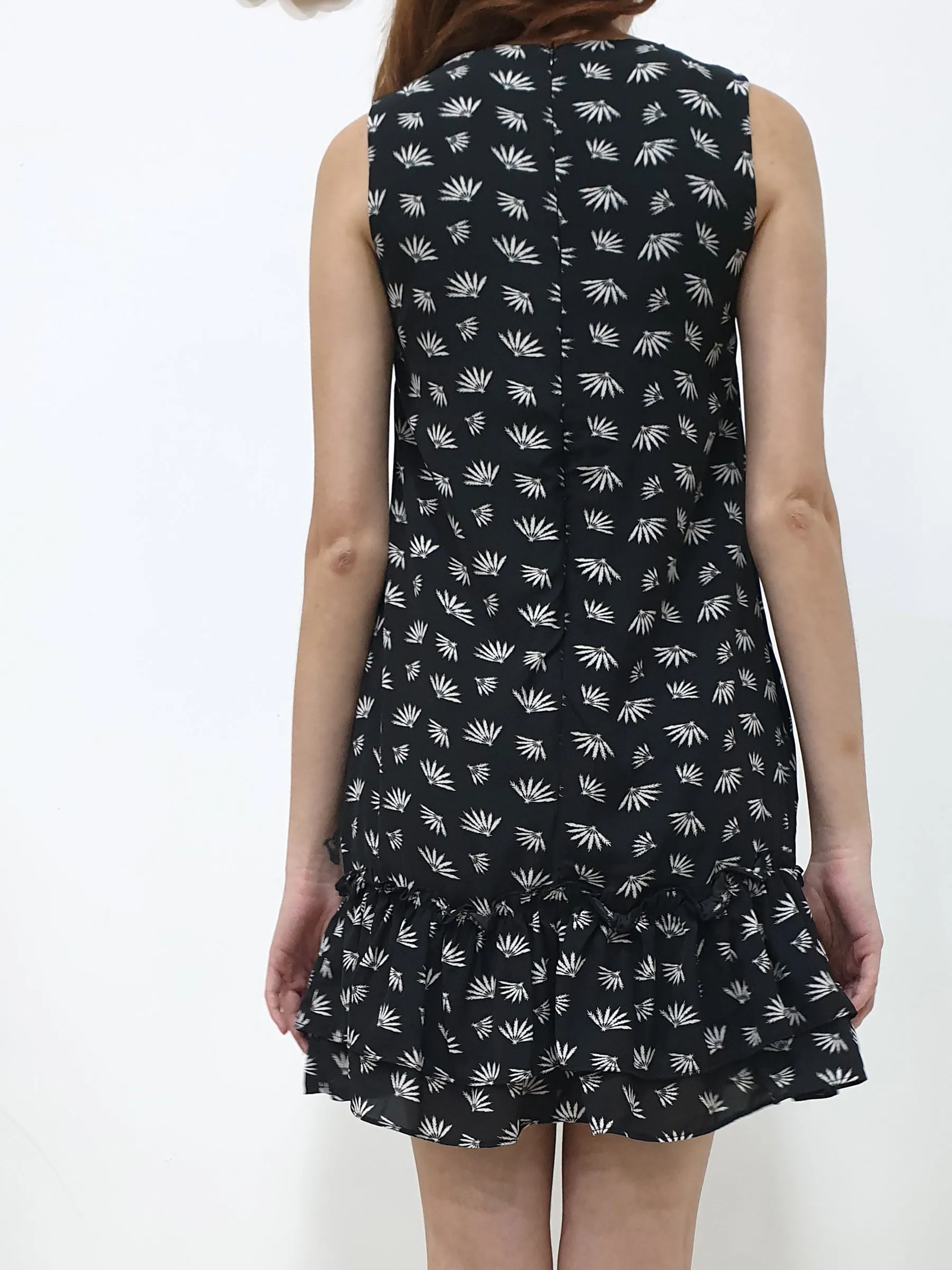 Fans Print Ruffles Dress - Black (Non-returnable)
