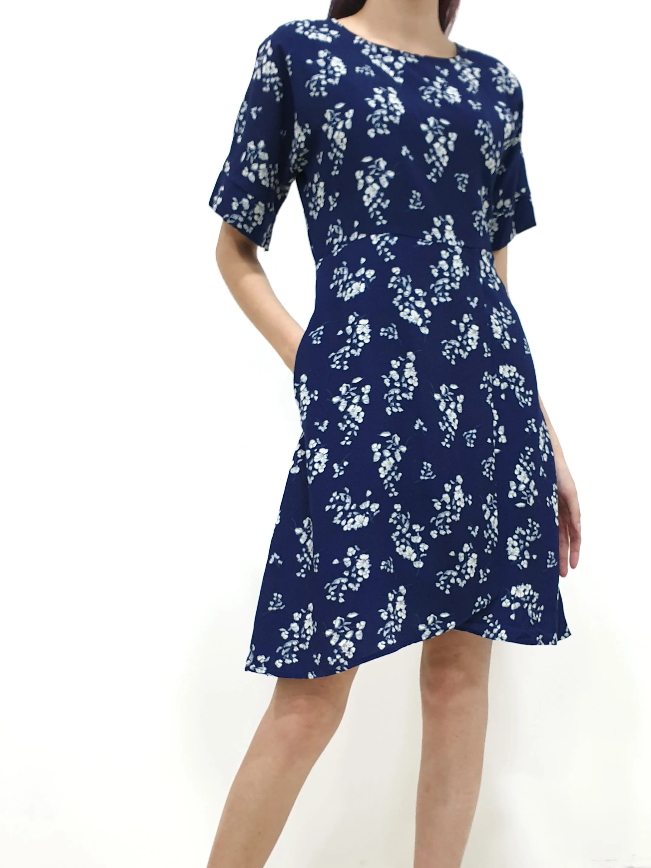 Floral Sleeved Dress (Non-returnable)