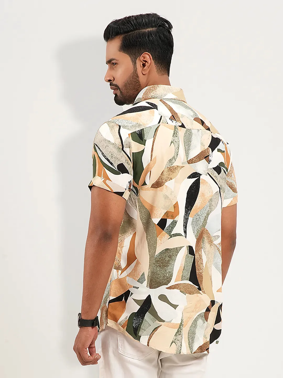 Men's Half  Sleeve Abstract Printed Casual  Shirt