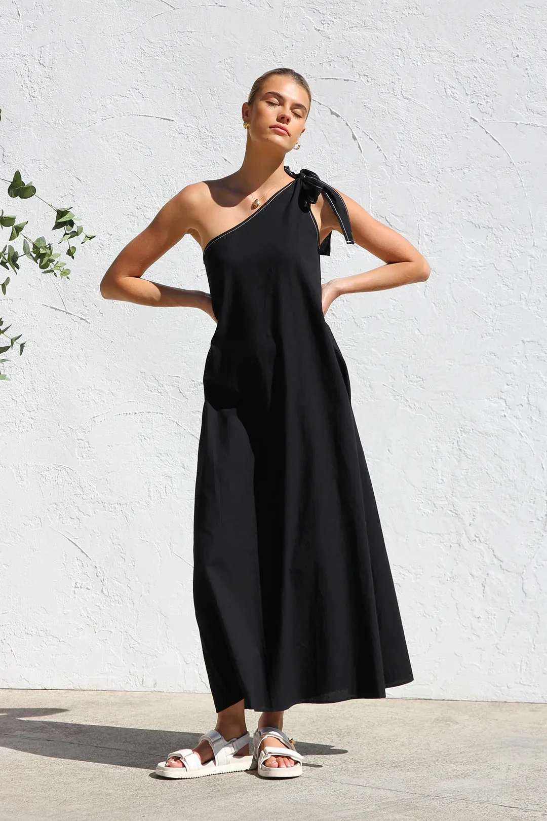 Summer One Shoulder Lace Up Maxi Dress