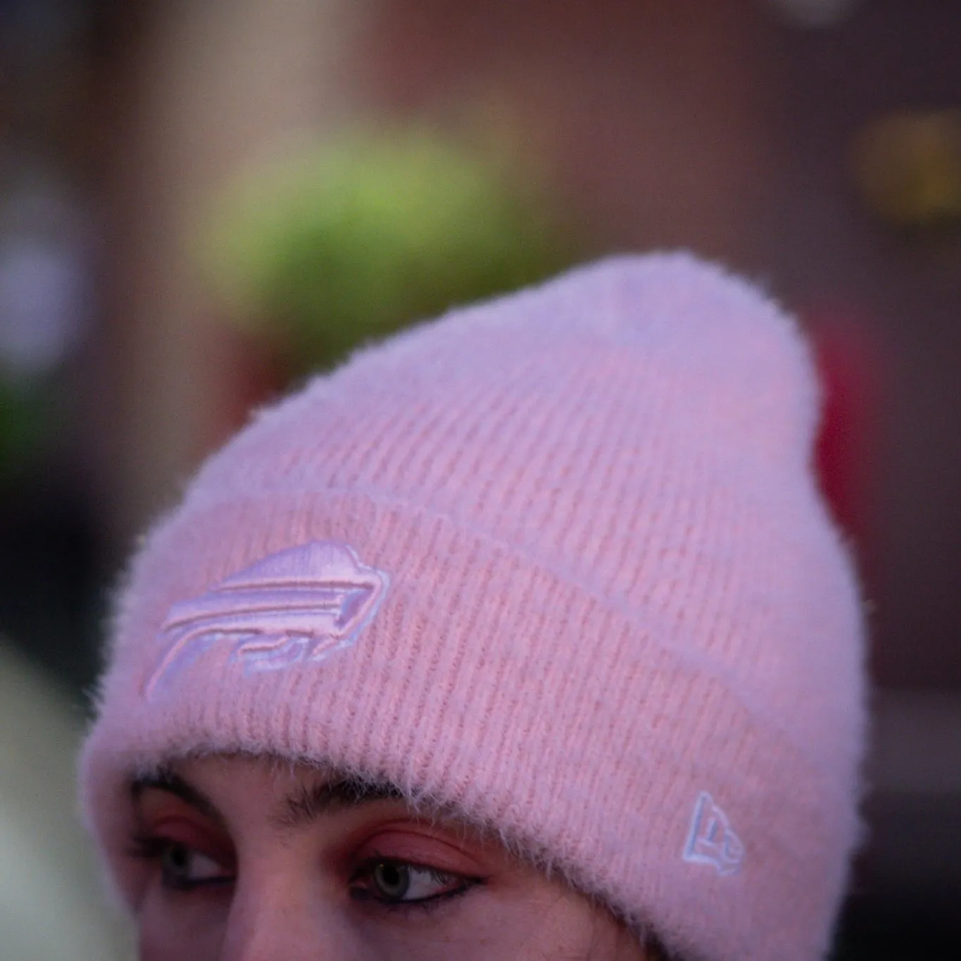 Women's New Era Bills Fuzzy Pink Knit